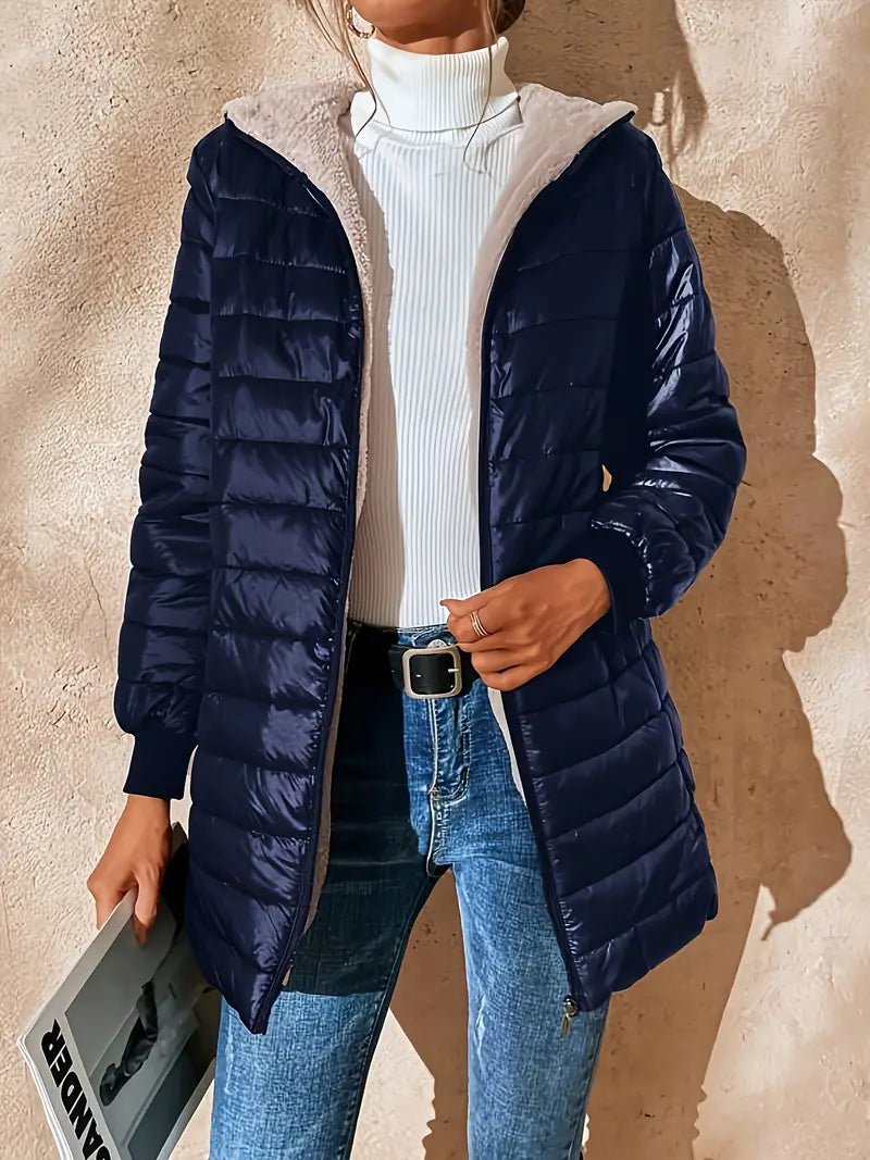 ModeGeist | Mittellange Kapuzen Steppjacke