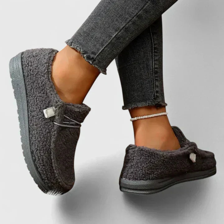MODEGEIST Damen Loafer bequeme Passform vielseitiger Stil Casual-Schuhe