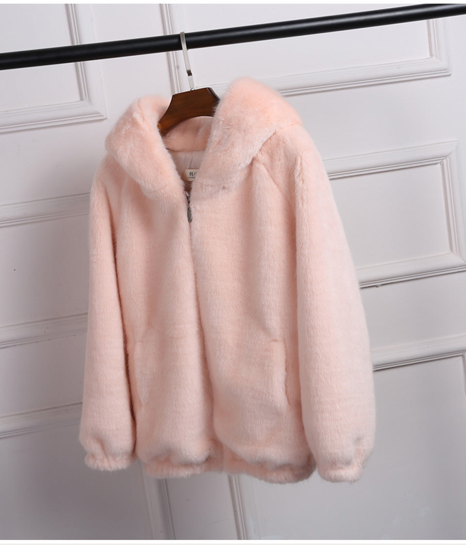 Damen Flauschige Kapuzenjacke aus Kunstfell mit hochwertigem Reißverschluss ModeGeist