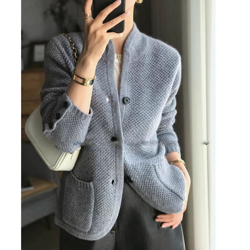 Eytora Damen Strickjacke:  Wärmend und Stilvoll