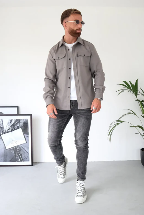 Neyla Hemdjacke mit Knöpfen