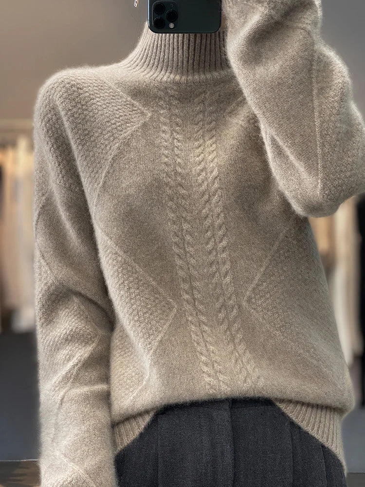 Pullover mit hohem Kragen von UTE Strick