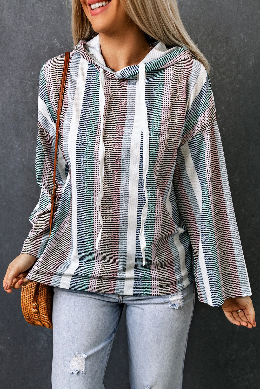 Modischer und eleganter Fudus Hoodie