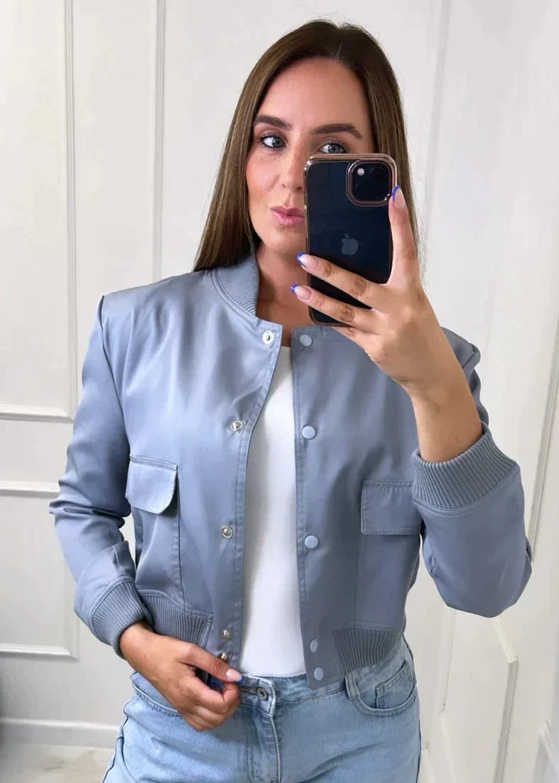 ModeGeist | Stylische und Elegante Jacke