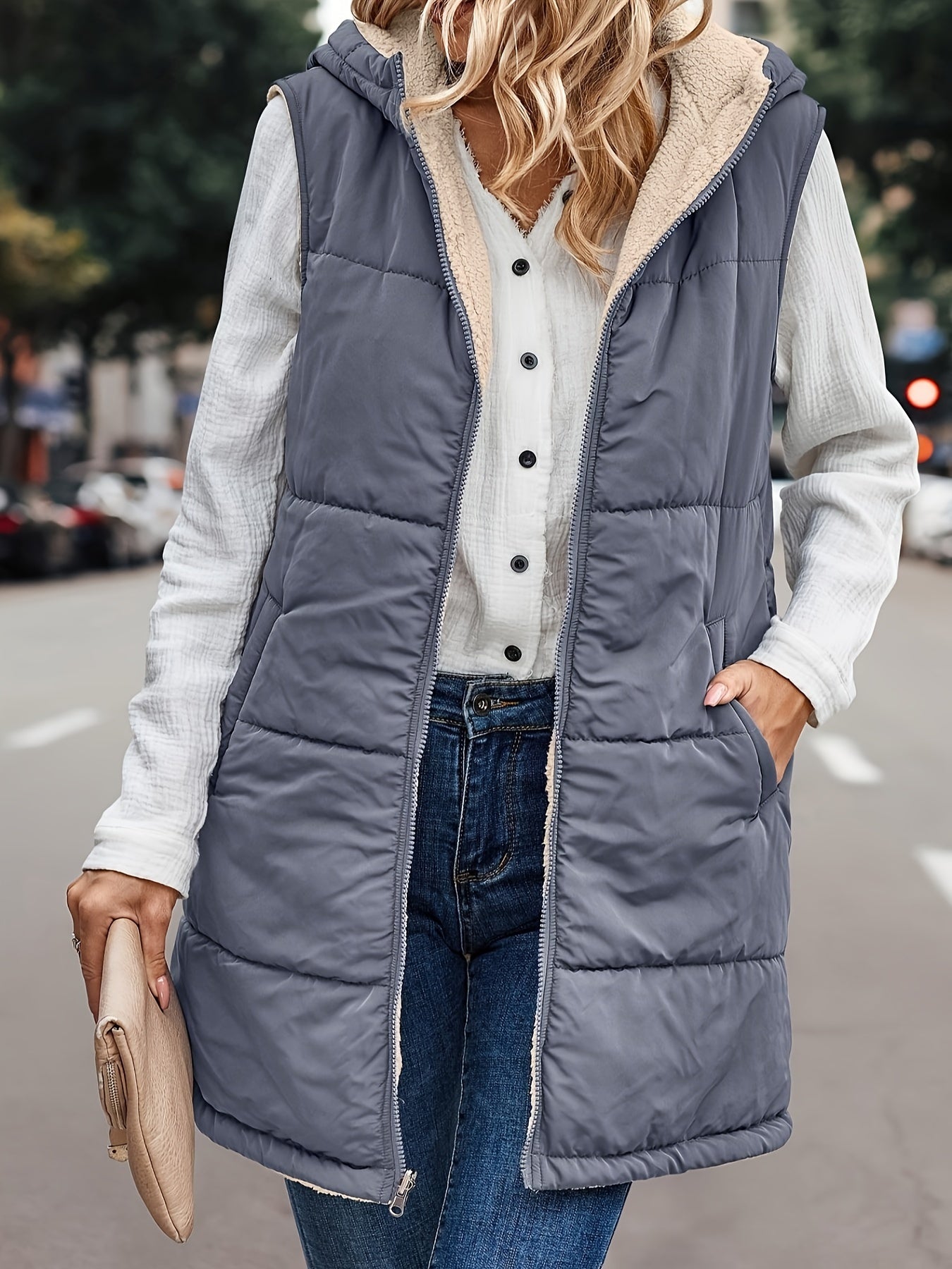 Leyseris Kapuzenweste: Warme Jacke