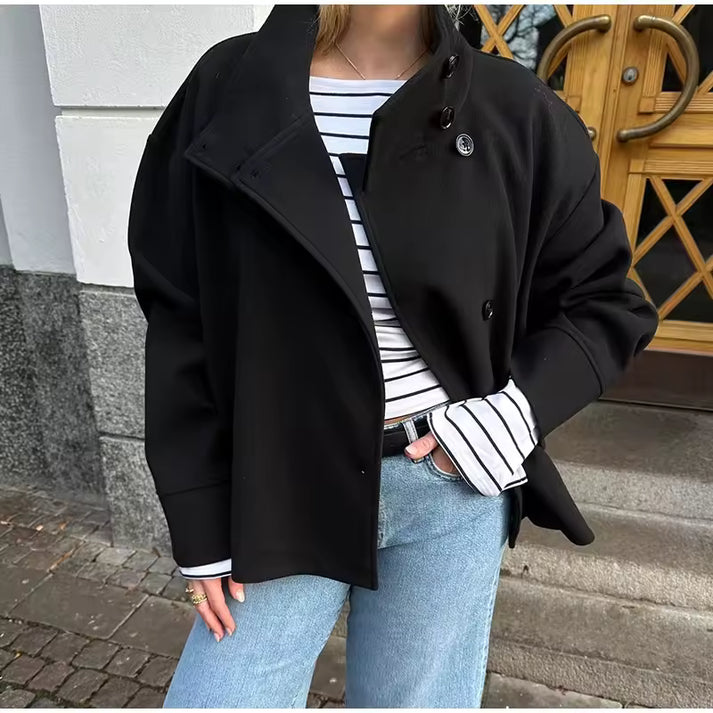 ModeGeist | Hoher Kragen Mantel Asymmetrischer Knopfverschluss