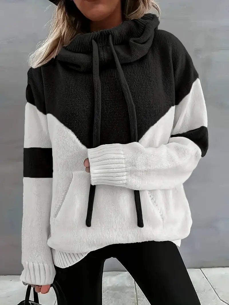 MARLENE: Strickpullover mit Kapuze, Kapuze größenverstellbar