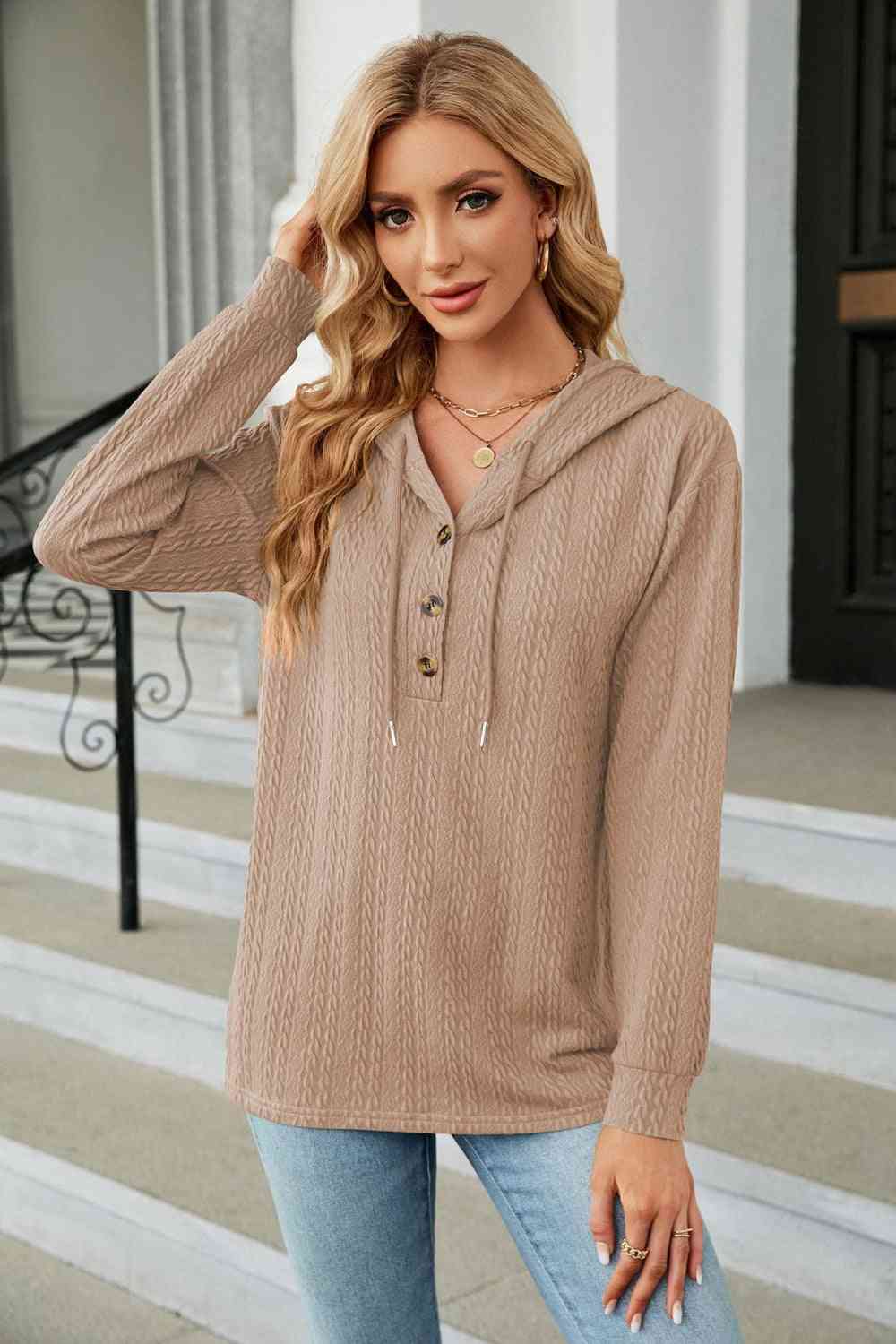 Damen Kapuzenpullover aus Kabelstrick mit langen Ärmeln