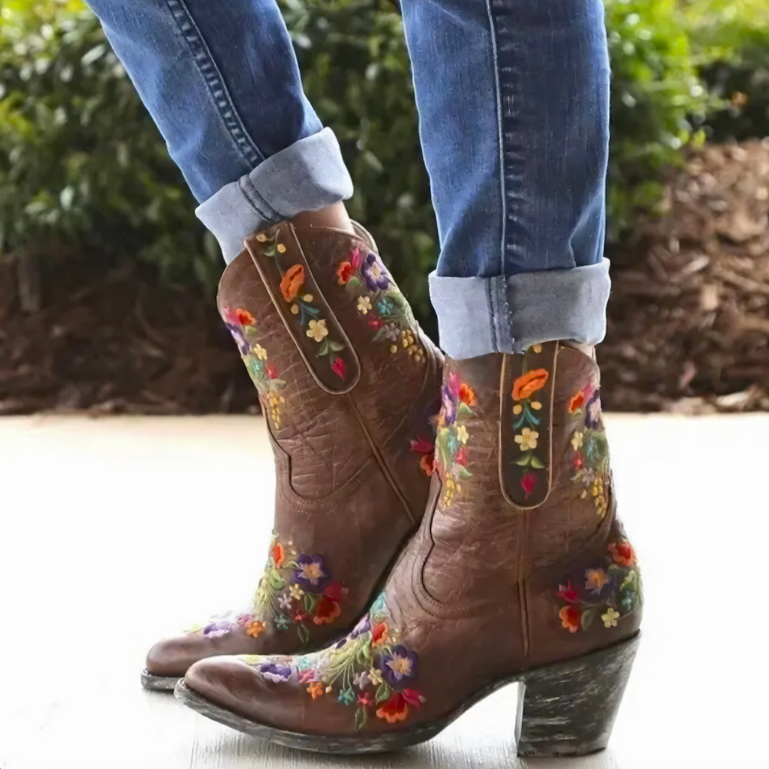 ModeGeist | Wetterfeste Cowgirl-Stiefel im Vintage-Stil
