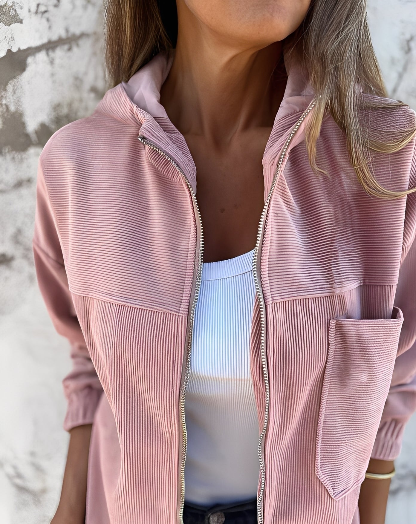 ModeGeist | Lässige Cord-Jacke mit Kapuze für Frauen