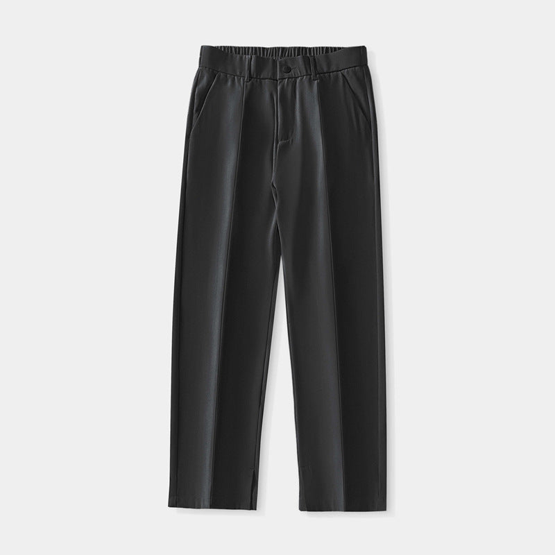Herrenhose mit geraden Falten