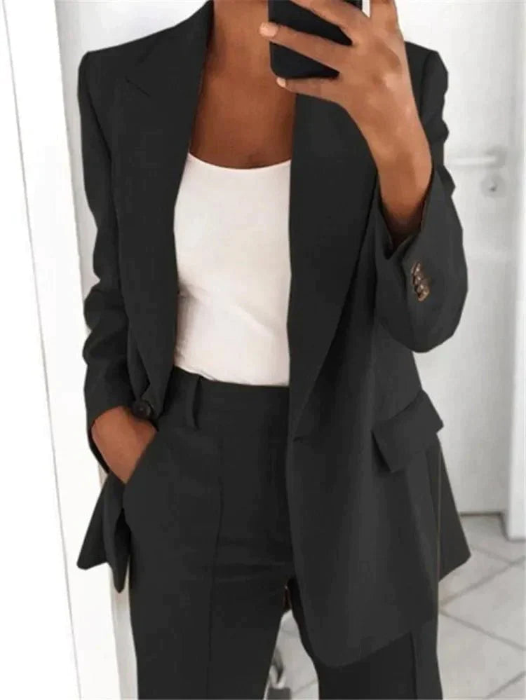Avelena Women's Elegant Blazer Suit