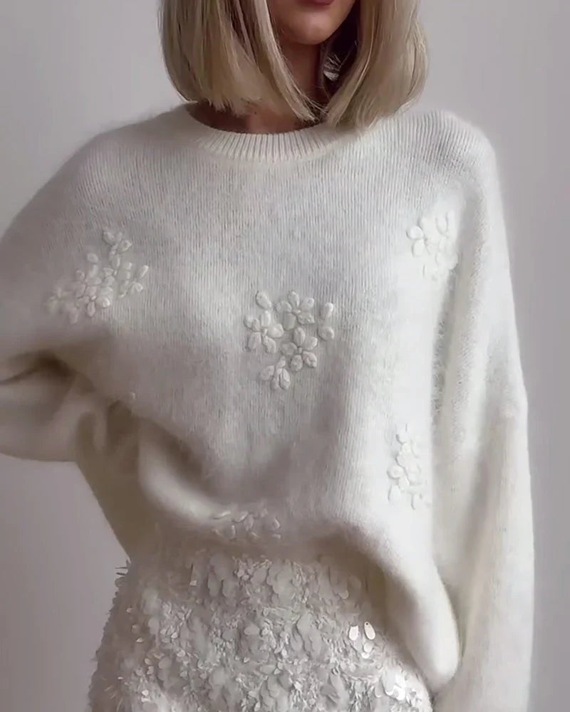 LILLY: Eleganter und bequemer Pullover