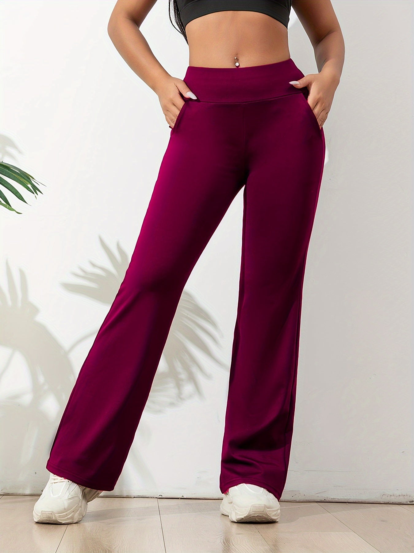 ModeGeist | Sportliche Flared Jogginghose