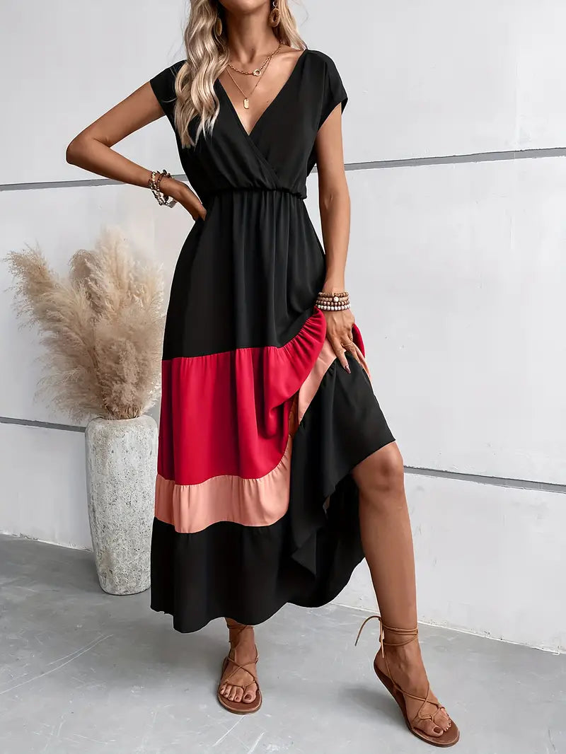 Clara: Mehrfarbiges Plissee Kleid