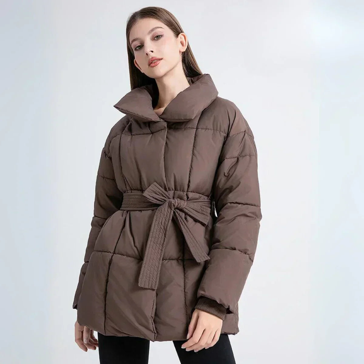 ModeGeist | Warme Pufferjacke mit Gürtel Leicht und Stilvoll Perfekt für Kalte Tage
