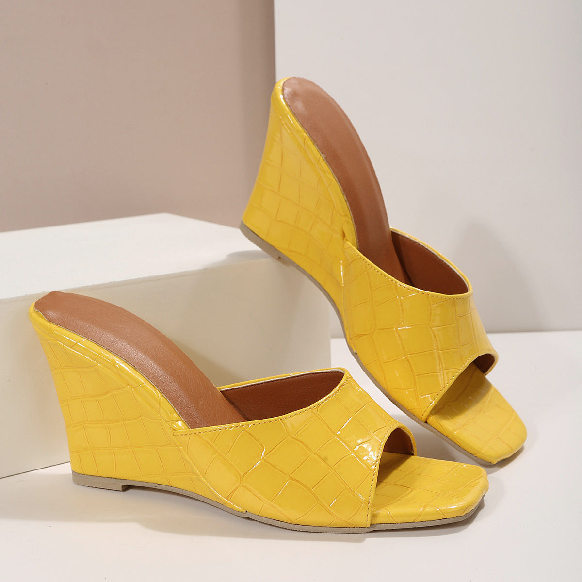 MODEGEIST Damen Keilabsatz-Schuhe Schlangenmuster Kunstleder Wedge