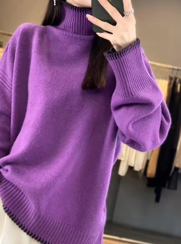 Lose-fit Celeste turtleneck sweater