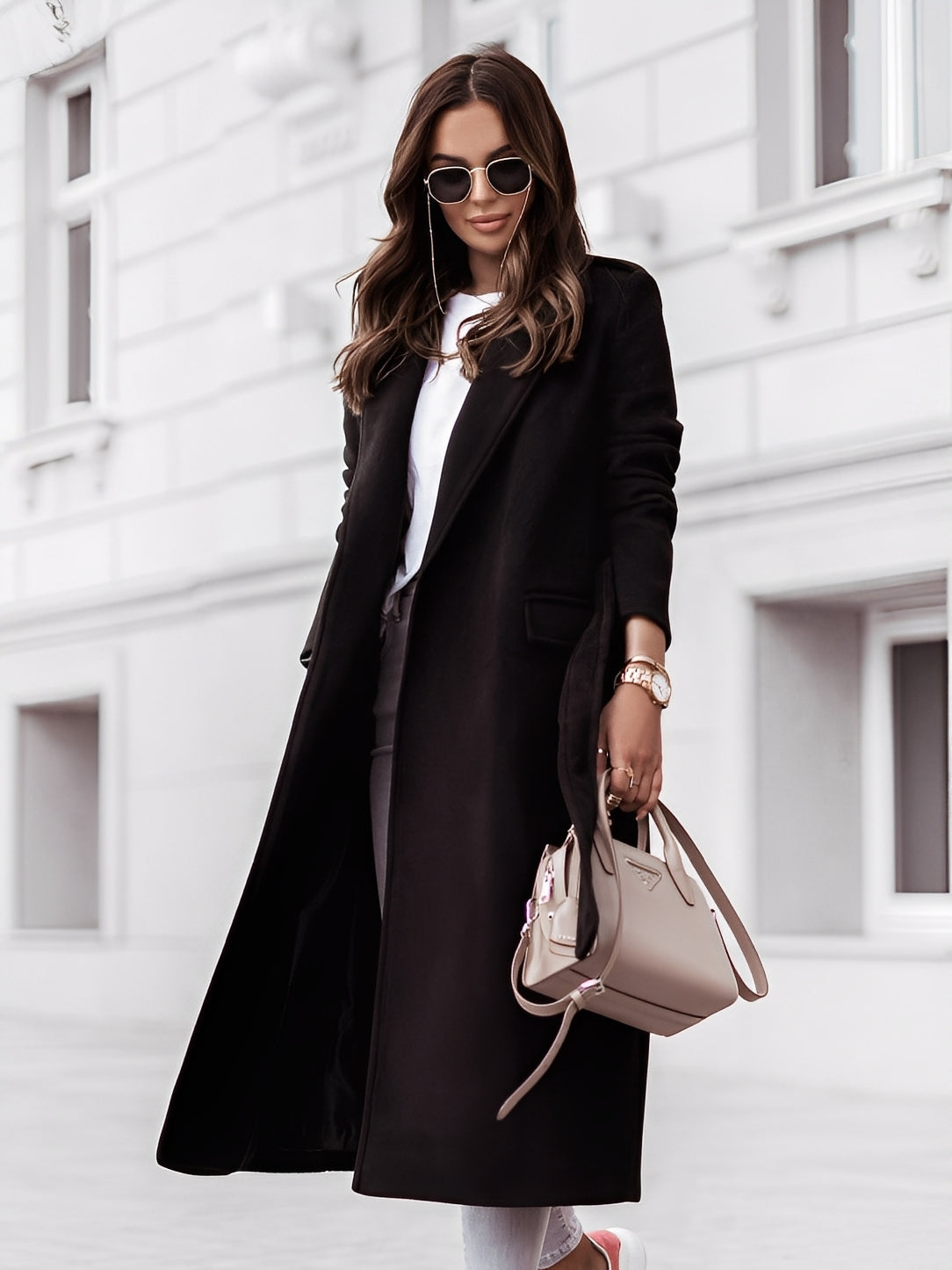 ModeGeist | Stylischer Wollmantel mit Taillengürtel für Frauen