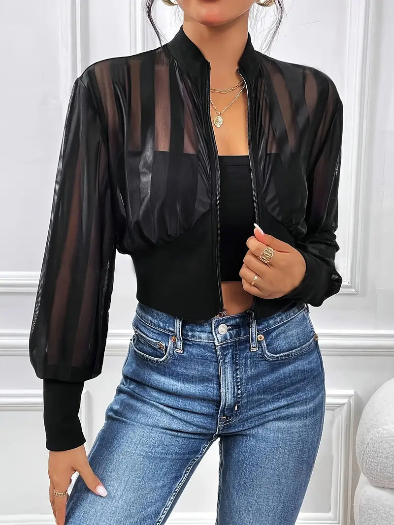 ModeGeist | Jacke mit Streifenmuster und Mesh Reißverschluss