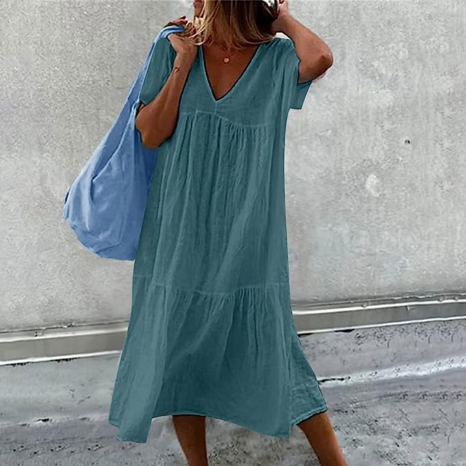 Hannah: Schlichtes Kleid mit Rüschen