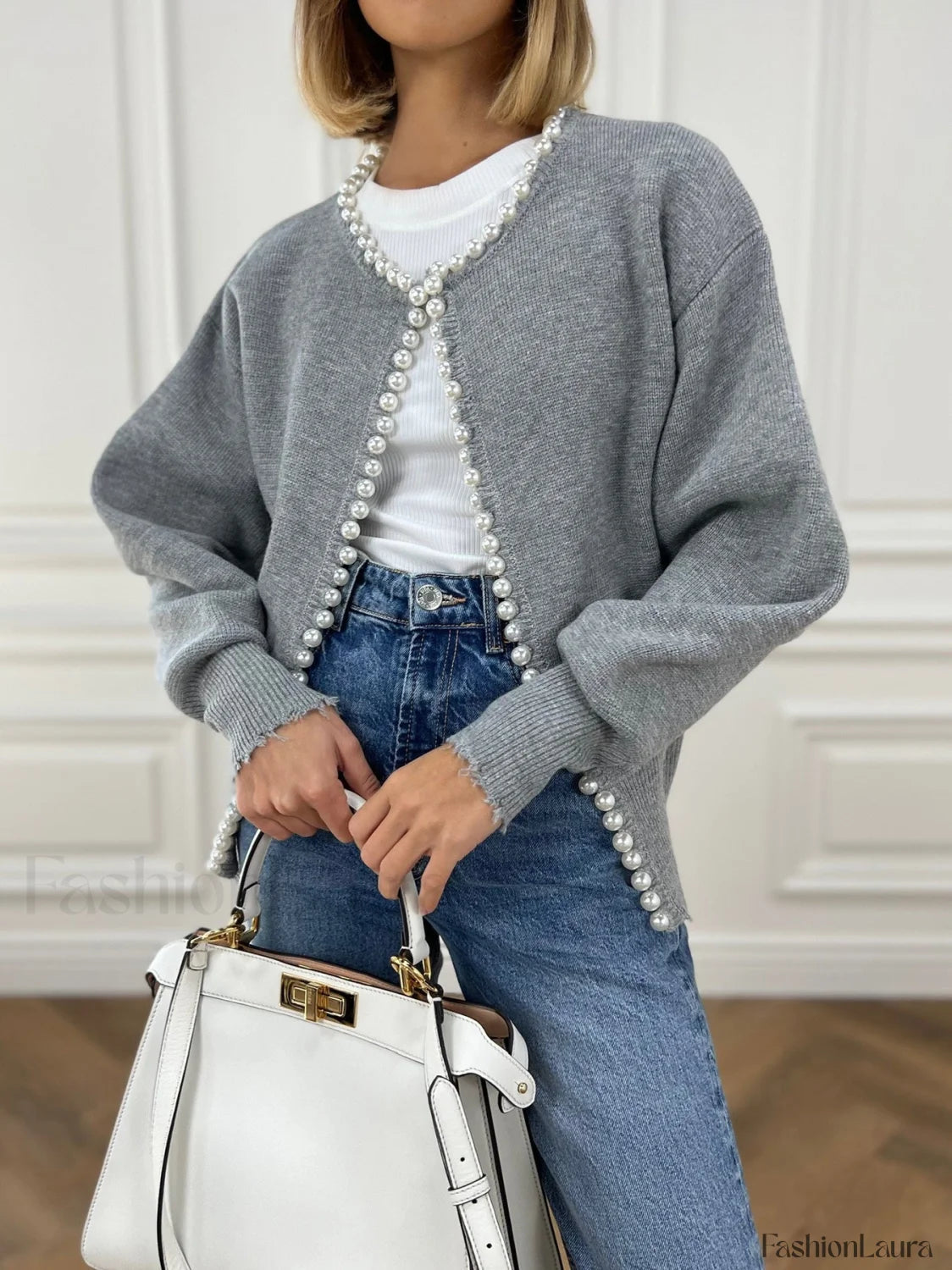 ModeGeist | mit Perlenverzierung und fransigem Saum