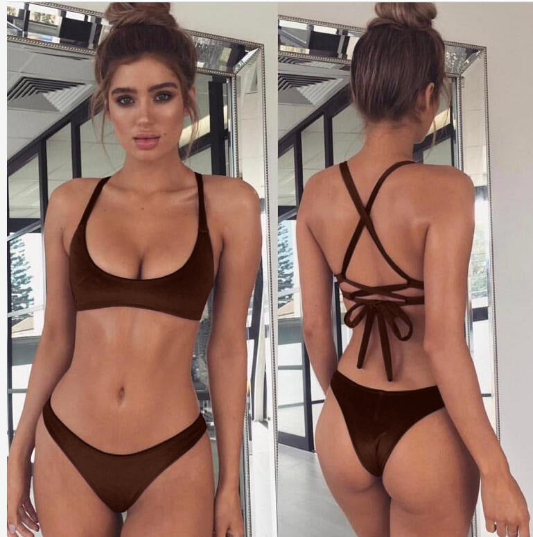Eleganter Damen-Bikini mit Schnürung am Rücken und hohem Beinausschnitt - MODEGEIST
