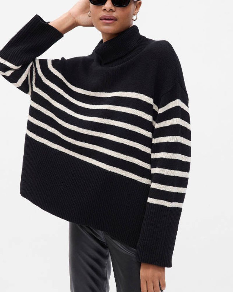 ModeGeist | Gestreifter Schwarz-Weiß Strick Pullover