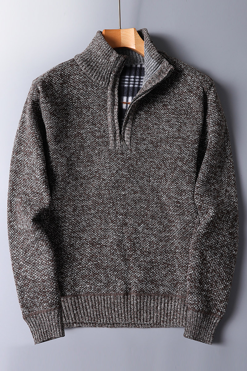 Angenehmer Herrenpullover mit Reißverschluss