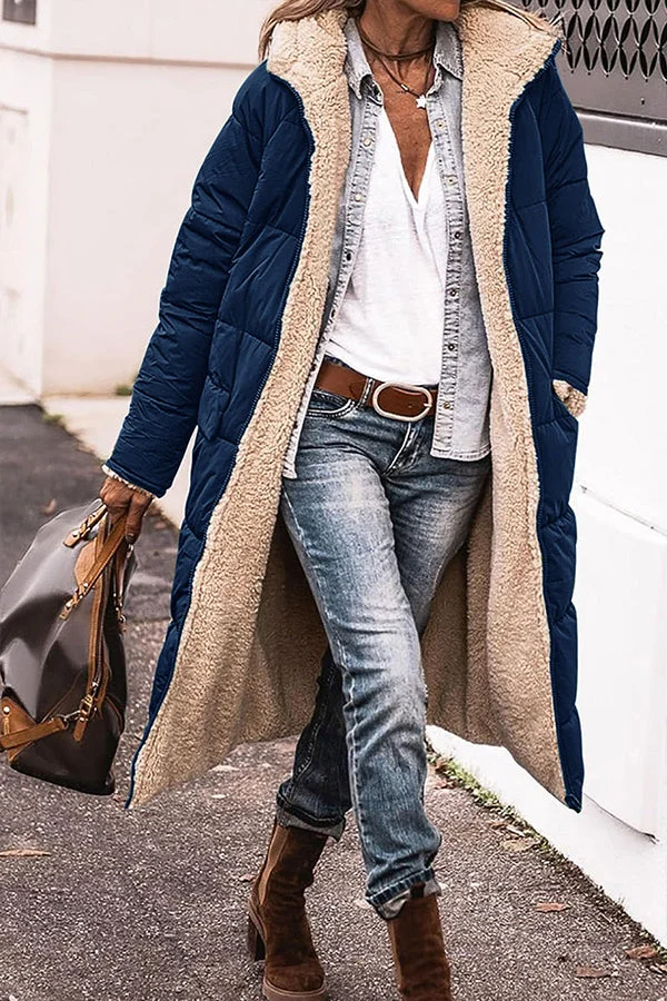 ModeGeist | Trendige Jacke mit Kapuze und Betontem Kragen