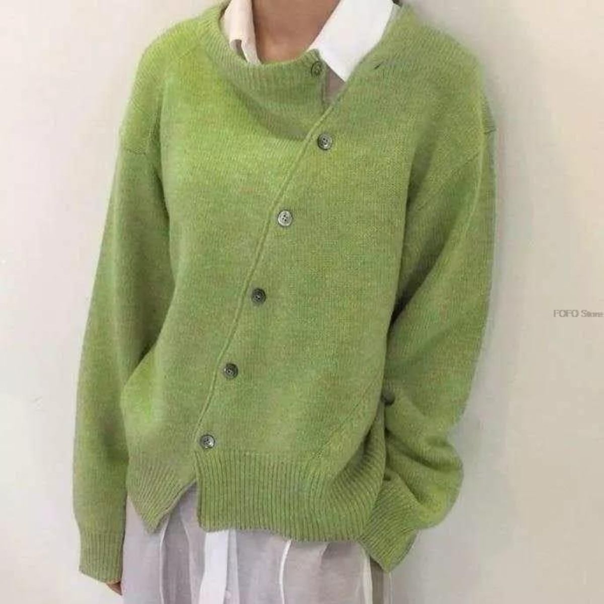 ModeGeist | Asymmetrischer Strickpullover mit Knöpfen Lässiger Schnitt Warm und Elegant