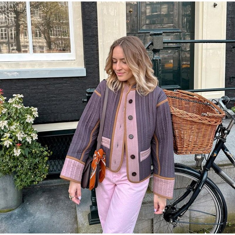 ModeGeist | Übergangs-Damenjacke mit Knopfdetails