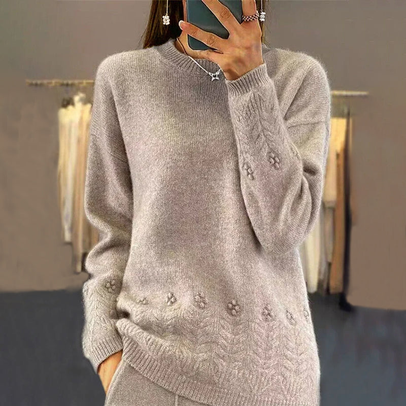 ModeGeist | Strickbluse mit Musterdetails Wolle Komfortabel und Elegant