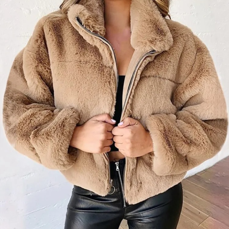 Damen Teddy Fleece Jacke Carola: Warme Kurzjacke mit hohem Kragen, stylisch