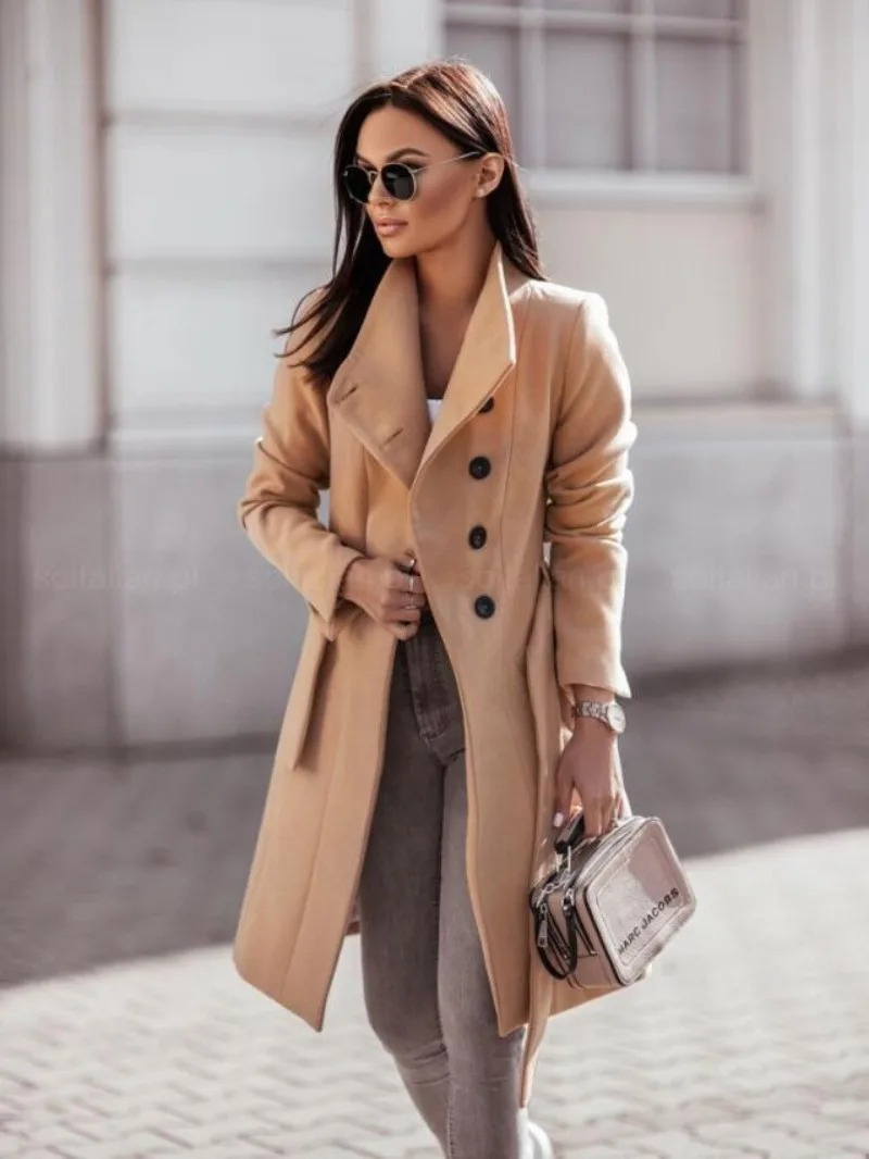 ModeGeist | Taillierter Trenchcoat für Frauen Herbstkollektion