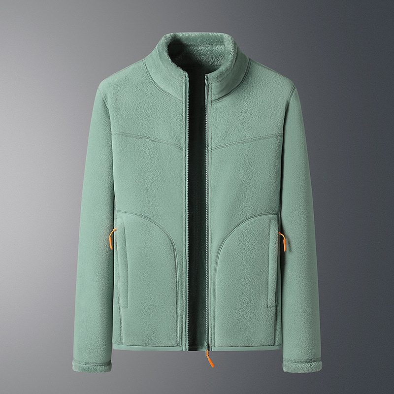 Kuschelige Fleecejacke mit langen Ärmeln und Reißverschlusstaschen von Kouvara