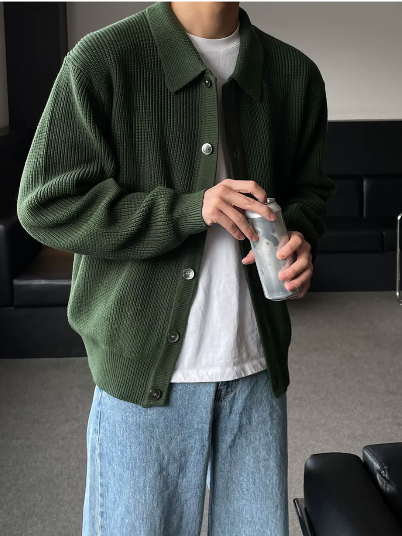 ModeGeist | Der Slim - Fit - Cardigan Im Streetwear - Look für Moderne Männer