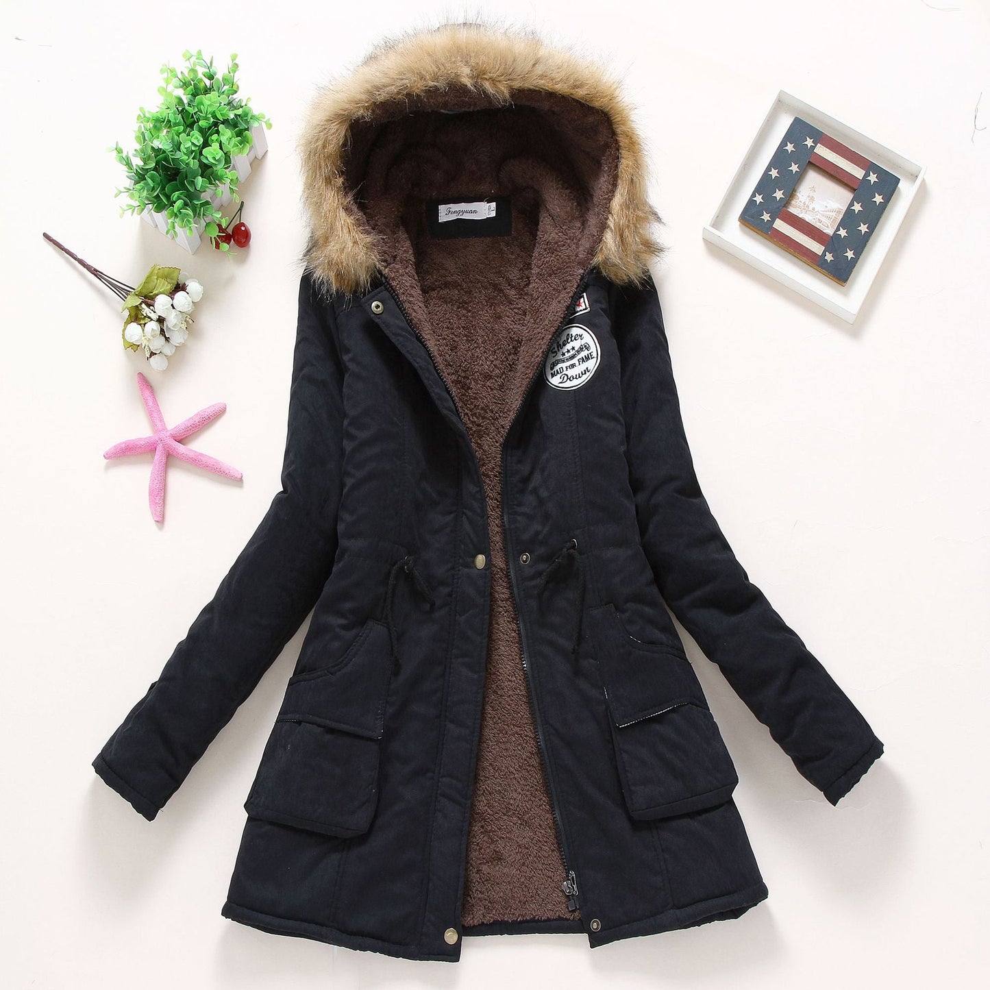 Damen gesteppte Winterjacke mit abnehmbarem Kunstfellkragen und praktischen aufgesetzten Taschen ModeGeist