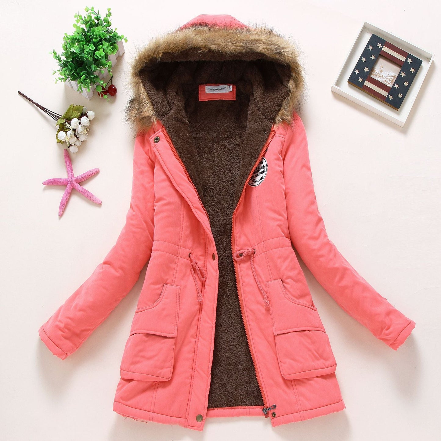 Damen gesteppte Winterjacke mit abnehmbarem Kunstfellkragen und praktischen aufgesetzten Taschen ModeGeist