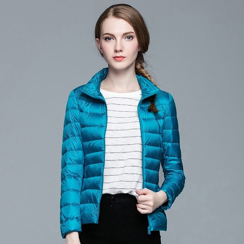 Leichte, warme Daunenjacke Hazel mit Reißverschluss