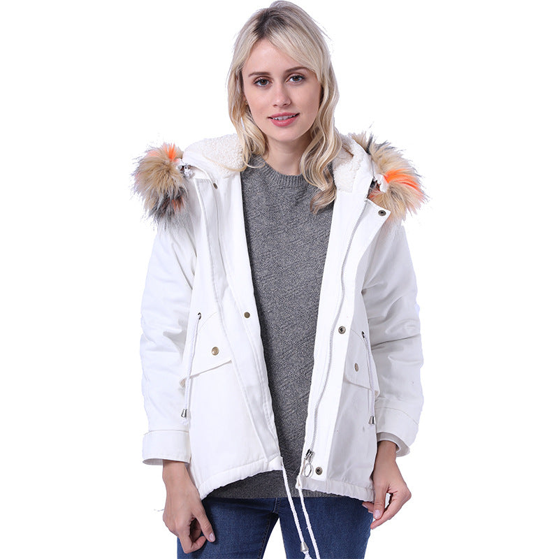 Damen Winterjacke mit abnehmbarer Kunstpelzkapuze und praktischen Taschen ModeGeist