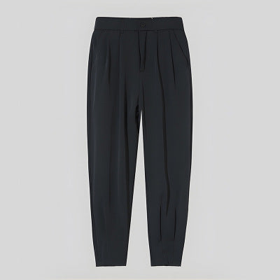 Schicke Herrenhose mit schmalem Knöchelschluss