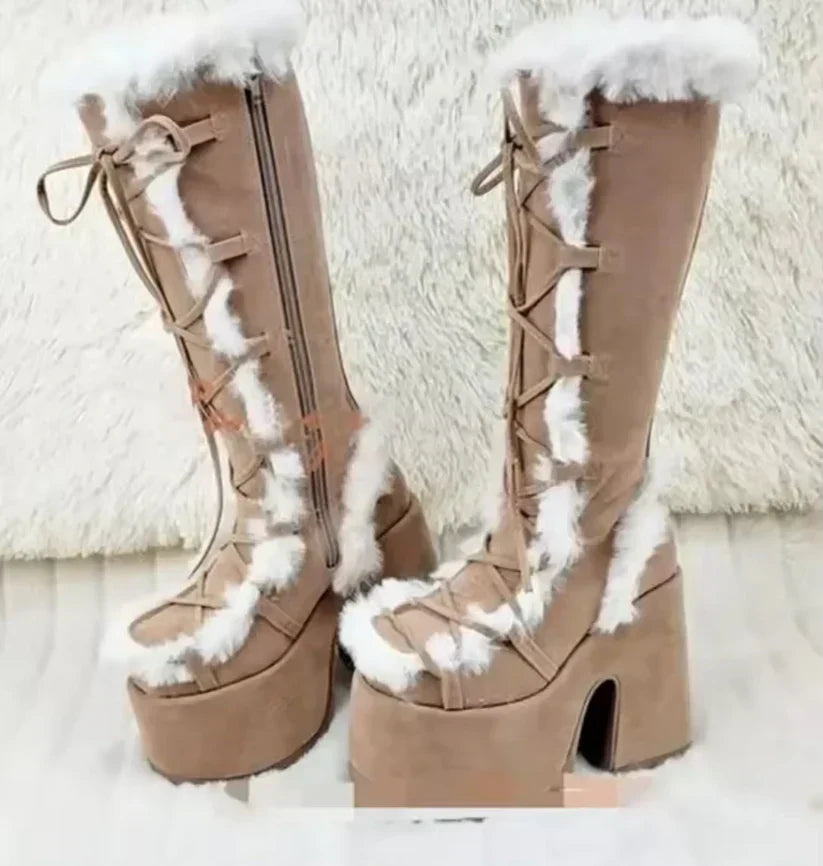 ModeGeist | Dicksohlige Fellstiefel