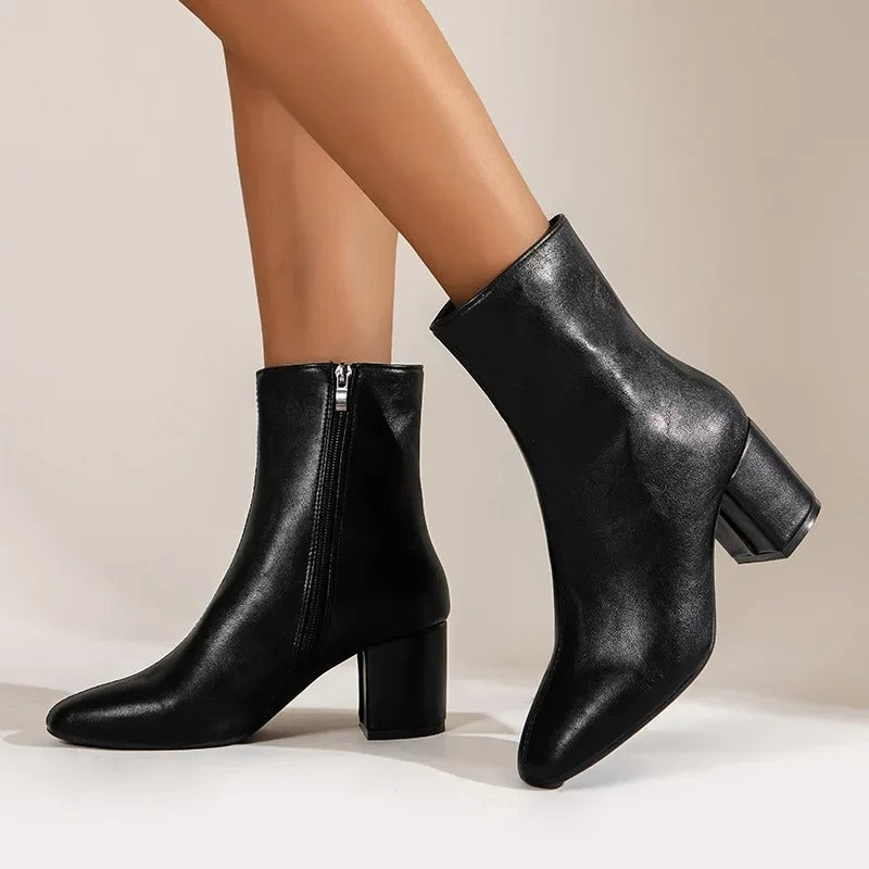 ModeGeist | Bequeme Damen Stiefeletten mit Absatz