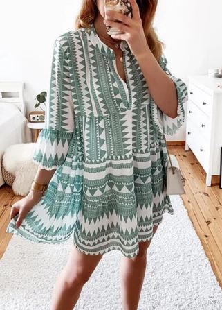 Mittellanges Johanna Kleid mit weiten Ärmeln