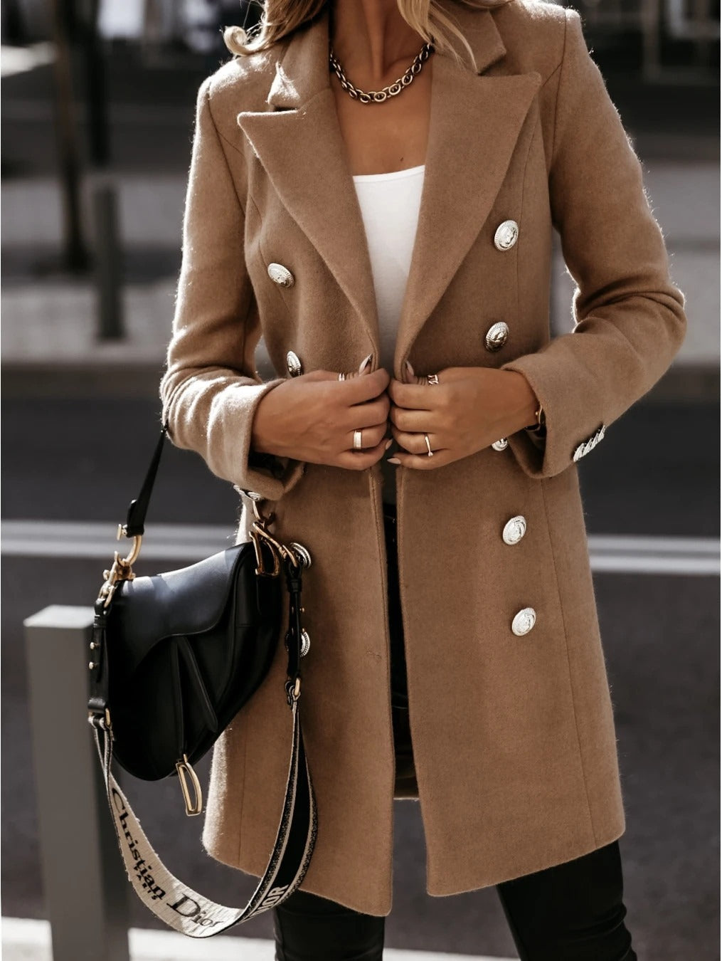 ModeGeist | Klassische und Stilvolle Jacke