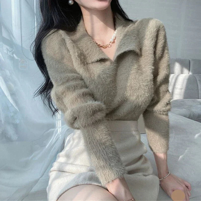 Alicia Peter Pan Collar Pullover