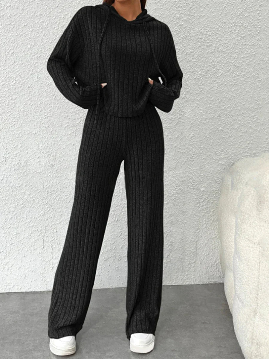 Strick-Kapuzenpullover und Hose Set - Alora