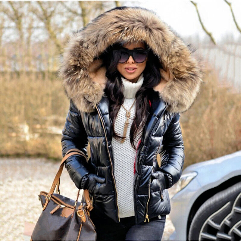 ModeGeist | Damen Steppjacke Mit Großer Kunstpelzkapuze