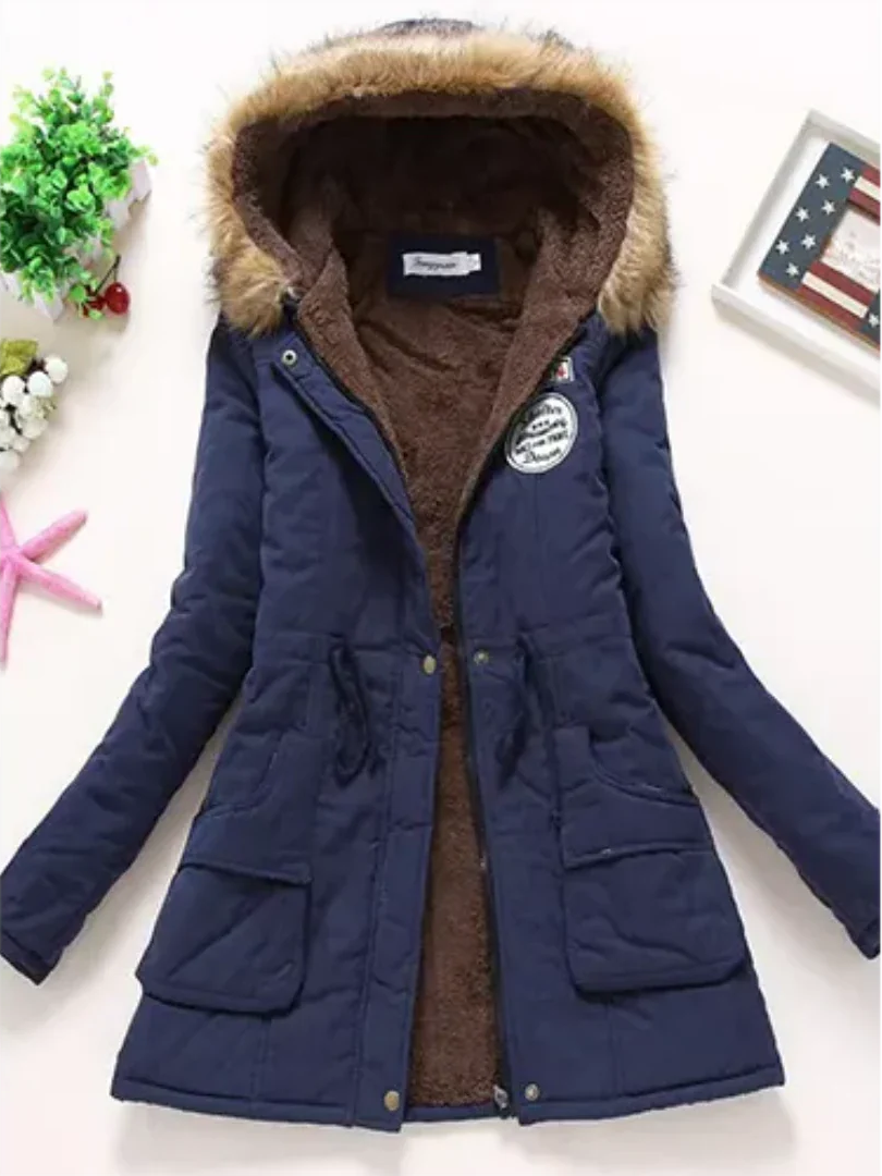 ModeGeist | Winterjacke mit Kapuze und Innenfutter für Frauen Ideal für Den Alltag